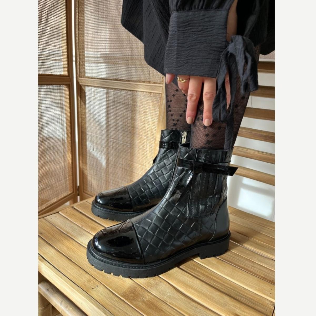 Copenhagen Shoes Women Leather Boots Luxurious Be My Guest - Black Patent - 3